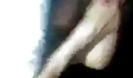 弄っと滑り自分のヨガのパンツ 巨乳 ギャル 素人