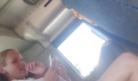 小さな子どもがペニーパックスヴ彼女の厚湿潤滑! 美人 ギャル エロ