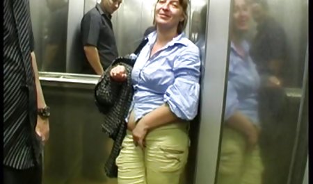 初めてSquirted 美 乳 美女 動画