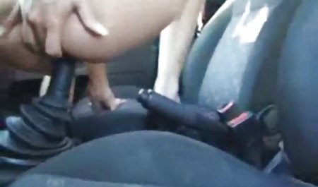 Footjob車2部1 素人 着衣 爆乳